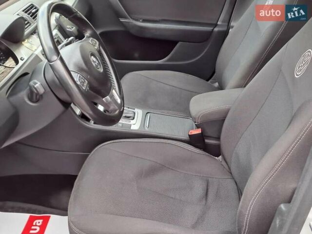 Сірий Фольксваген Пассат, об'ємом двигуна 2 л та пробігом 274 тис. км за 10440 $, фото 13 на Automoto.ua