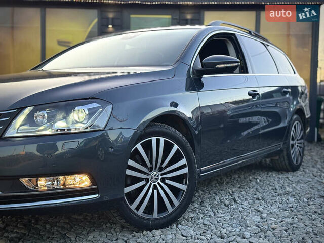 Серый Фольксваген Пассат, объемом двигателя 1.6 л и пробегом 229 тыс. км за 10999 $, фото 22 на Automoto.ua