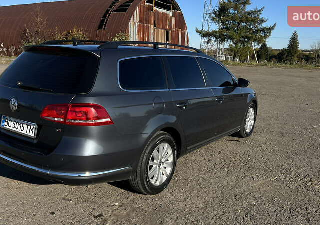 Серый Фольксваген Пассат, объемом двигателя 1.6 л и пробегом 237 тыс. км за 9900 $, фото 3 на Automoto.ua