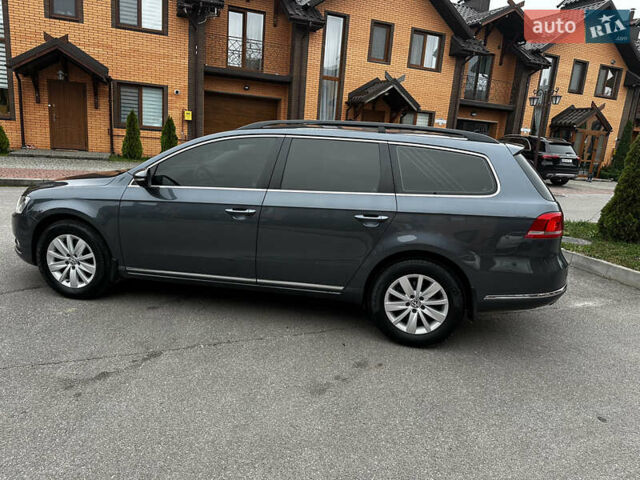 Серый Фольксваген Пассат, объемом двигателя 2 л и пробегом 256 тыс. км за 10999 $, фото 5 на Automoto.ua