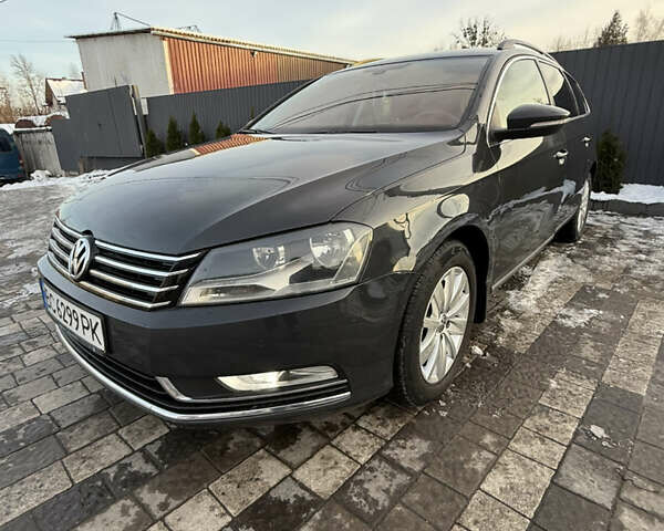 Сірий Фольксваген Пассат, об'ємом двигуна 1.97 л та пробігом 357 тис. км за 11800 $, фото 2 на Automoto.ua