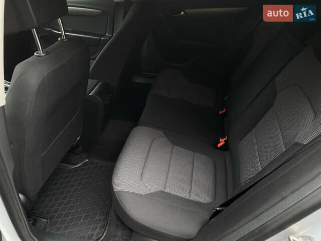 Серый Фольксваген Пассат, объемом двигателя 1.97 л и пробегом 300 тыс. км за 10850 $, фото 13 на Automoto.ua