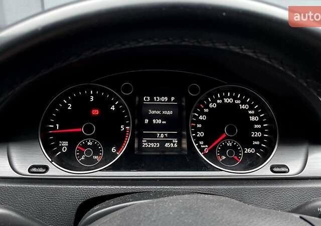 Сірий Фольксваген Пассат, об'ємом двигуна 1.97 л та пробігом 252 тис. км за 12199 $, фото 7 на Automoto.ua