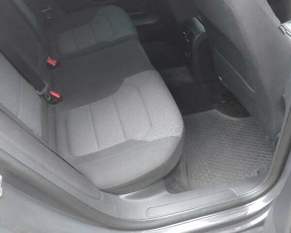 Серый Фольксваген Пассат, объемом двигателя 1.97 л и пробегом 242 тыс. км за 12300 $, фото 11 на Automoto.ua