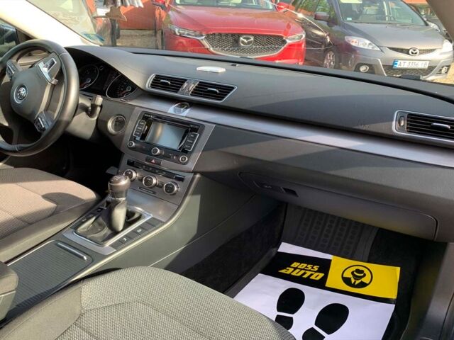 Сірий Фольксваген Пассат, об'ємом двигуна 2 л та пробігом 200 тис. км за 11899 $, фото 20 на Automoto.ua