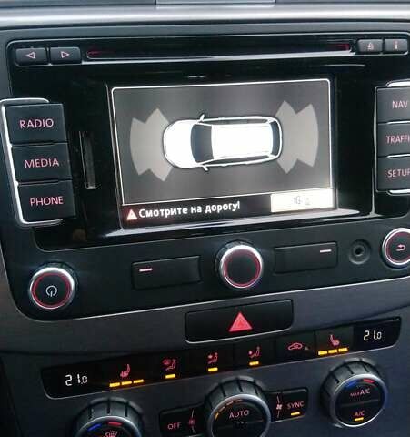 Серый Фольксваген Пассат, объемом двигателя 2 л и пробегом 224 тыс. км за 12900 $, фото 52 на Automoto.ua