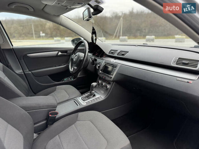 Серый Фольксваген Пассат, объемом двигателя 1.6 л и пробегом 207 тыс. км за 10500 $, фото 21 на Automoto.ua