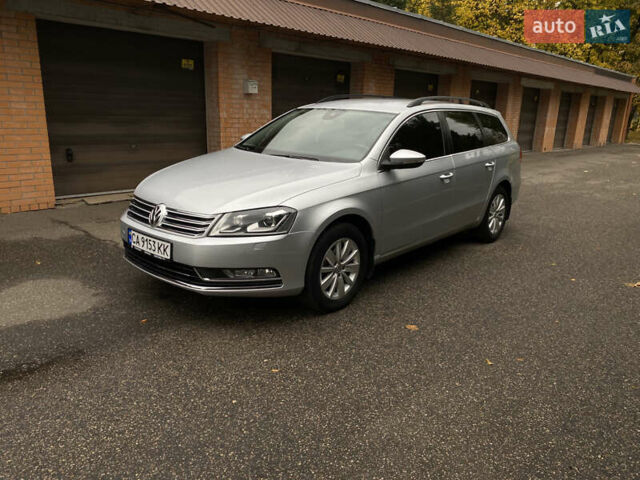 Серый Фольксваген Пассат, объемом двигателя 1.97 л и пробегом 300 тыс. км за 10850 $, фото 2 на Automoto.ua