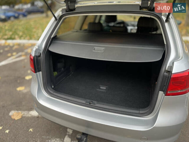 Фольксваген Пассат 2013 в Ужгороде на Automoto.ua Серый Фольксваген Пассат, объемом двигателя 1.6 л и пробегом 294 тыс. км за 9499 $, фото 14 на Automoto.ua