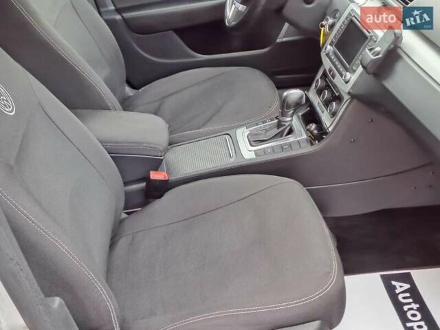 Сірий Фольксваген Пассат, об'ємом двигуна 2 л та пробігом 274 тис. км за 10440 $, фото 18 на Automoto.ua