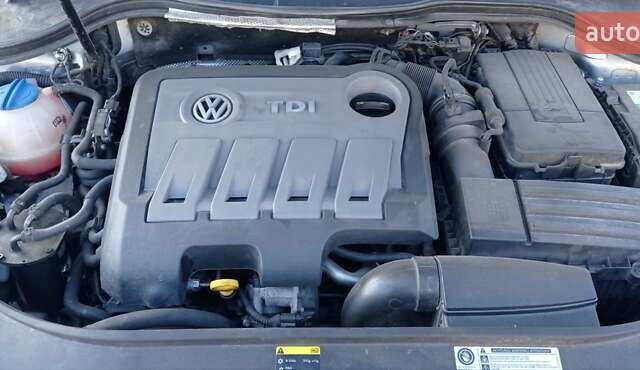 Серый Фольксваген Пассат, объемом двигателя 1.97 л и пробегом 287 тыс. км за 10500 $, фото 10 на Automoto.ua