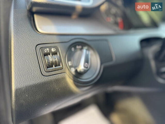 Сірий Фольксваген Пассат, об'ємом двигуна 1.6 л та пробігом 240 тис. км за 10350 $, фото 39 на Automoto.ua