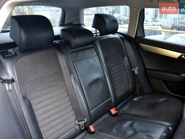 Серый Фольксваген Пассат, объемом двигателя 1.6 л и пробегом 280 тыс. км за 8800 $, фото 22 на Automoto.ua