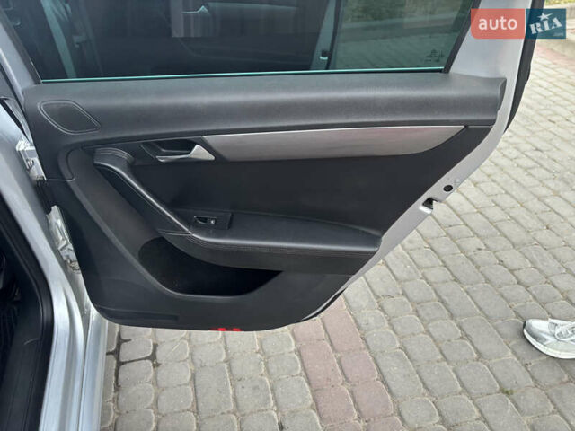 Серый Фольксваген Пассат, объемом двигателя 2 л и пробегом 272 тыс. км за 12400 $, фото 37 на Automoto.ua