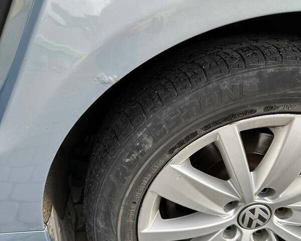 Сірий Фольксваген Пассат, об'ємом двигуна 1.6 л та пробігом 322 тис. км за 10300 $, фото 5 на Automoto.ua