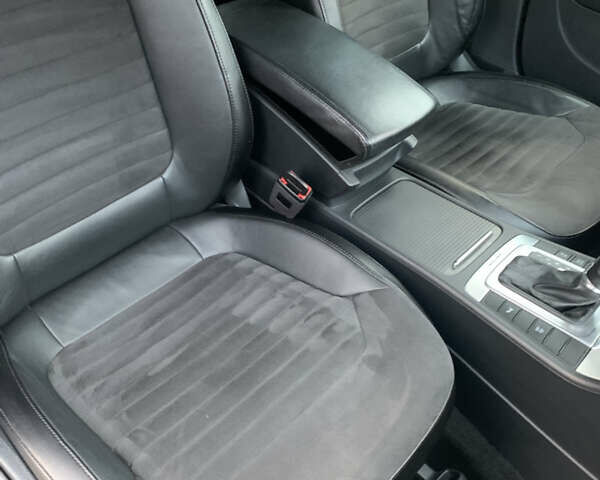 Серый Фольксваген Пассат, объемом двигателя 2 л и пробегом 284 тыс. км за 12850 $, фото 86 на Automoto.ua