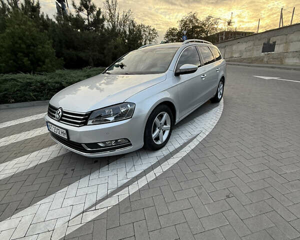 Сірий Фольксваген Пассат, об'ємом двигуна 1.6 л та пробігом 323 тис. км за 10800 $, фото 17 на Automoto.ua