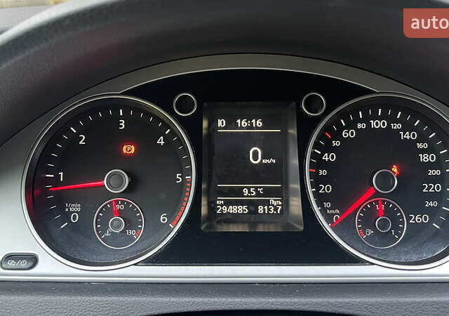 Фольксваген Пассат 2013 в Ужгороде на Automoto.ua Серый Фольксваген Пассат, объемом двигателя 1.6 л и пробегом 294 тыс. км за 9499 $, фото 20 на Automoto.ua