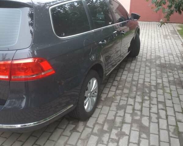 Серый Фольксваген Пассат, объемом двигателя 1.97 л и пробегом 242 тыс. км за 12300 $, фото 4 на Automoto.ua