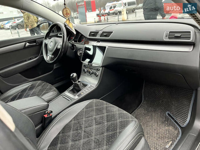 Серый Фольксваген Пассат, объемом двигателя 1.6 л и пробегом 240 тыс. км за 9300 $, фото 16 на Automoto.ua