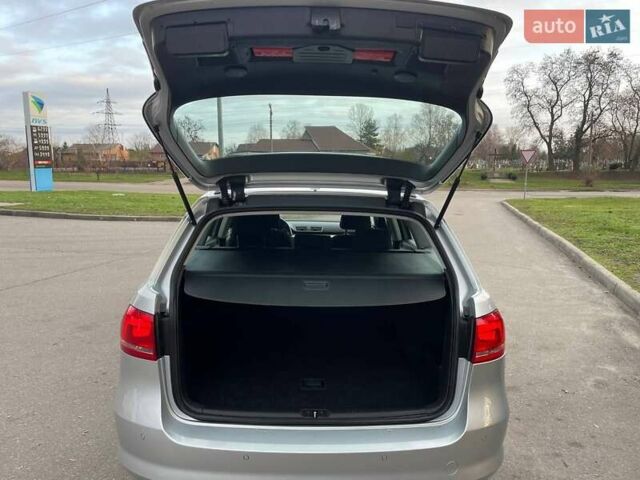 Серый Фольксваген Пассат, объемом двигателя 2 л и пробегом 300 тыс. км за 10700 $, фото 8 на Automoto.ua