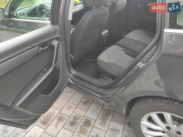 Серый Фольксваген Пассат, объемом двигателя 2 л и пробегом 320 тыс. км за 12500 $, фото 23 на Automoto.ua