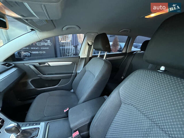 Серый Фольксваген Пассат, объемом двигателя 1.97 л и пробегом 145 тыс. км за 9999 $, фото 17 на Automoto.ua