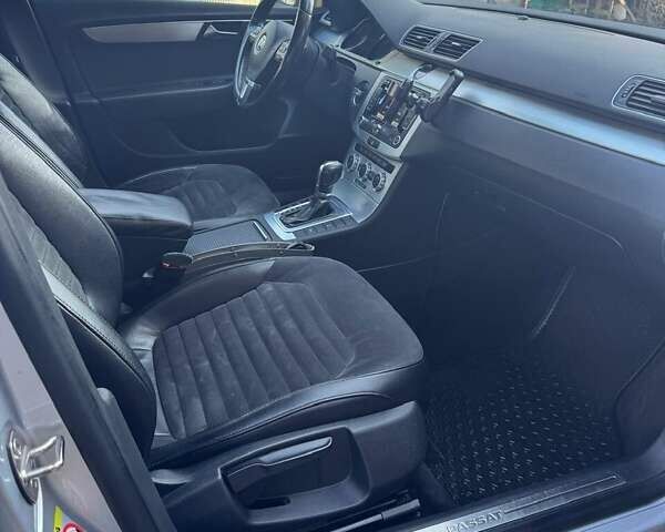 Серый Фольксваген Пассат, объемом двигателя 2 л и пробегом 284 тыс. км за 9300 $, фото 15 на Automoto.ua