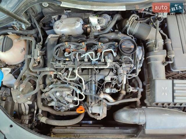 Серый Фольксваген Пассат, объемом двигателя 2 л и пробегом 340 тыс. км за 11999 $, фото 25 на Automoto.ua