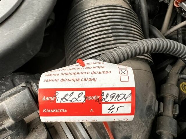 Серый Фольксваген Пассат, объемом двигателя 2 л и пробегом 239 тыс. км за 10300 $, фото 11 на Automoto.ua