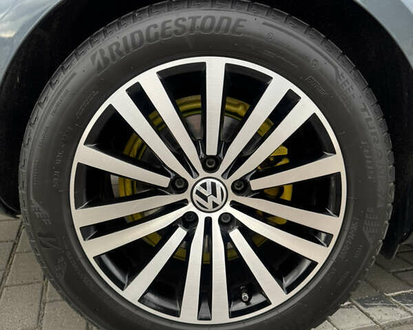 Серый Фольксваген Пассат, объемом двигателя 1.97 л и пробегом 207 тыс. км за 11500 $, фото 22 на Automoto.ua