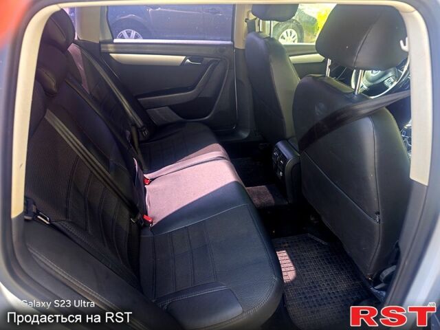 Серый Фольксваген Пассат, объемом двигателя 1.6 л и пробегом 280 тыс. км за 6900 $, фото 3 на Automoto.ua