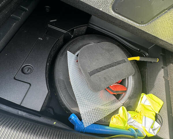 Сірий Фольксваген Пассат, об'ємом двигуна 1.97 л та пробігом 256 тис. км за 9950 $, фото 20 на Automoto.ua