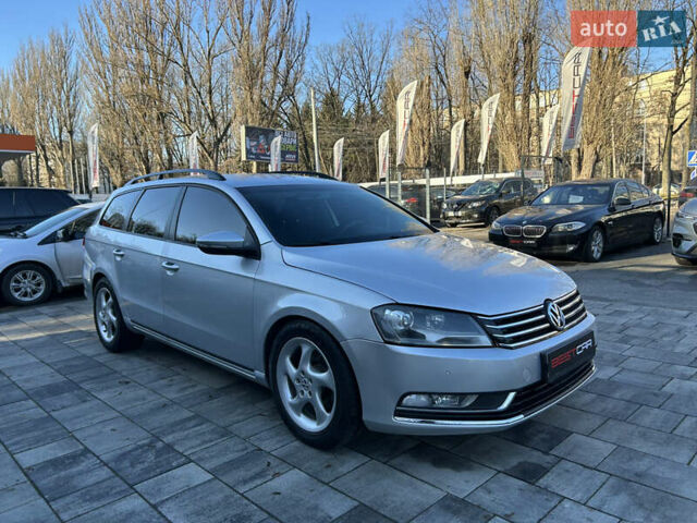 Серый Фольксваген Пассат, объемом двигателя 1.97 л и пробегом 145 тыс. км за 9999 $, фото 7 на Automoto.ua