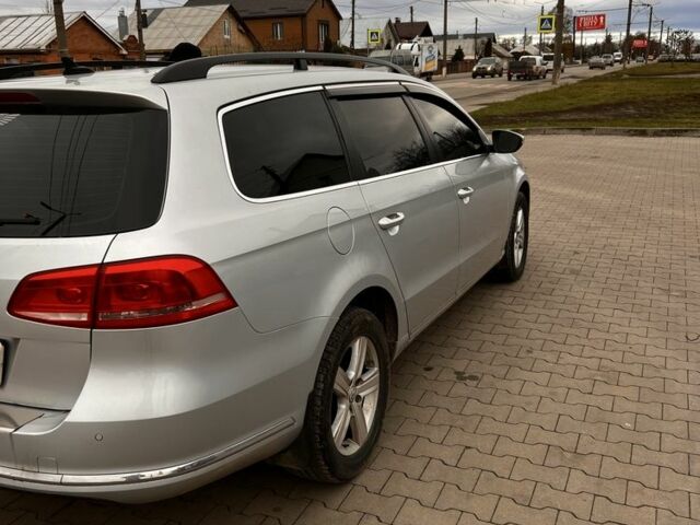 Серый Фольксваген Пассат, объемом двигателя 2 л и пробегом 239 тыс. км за 10300 $, фото 5 на Automoto.ua