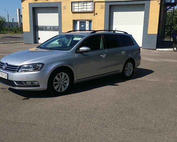 Сірий Фольксваген Пассат, об'ємом двигуна 2 л та пробігом 242 тис. км за 11100 $, фото 6 на Automoto.ua