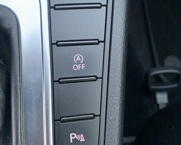 Серый Фольксваген Пассат, объемом двигателя 2 л и пробегом 284 тыс. км за 12850 $, фото 109 на Automoto.ua