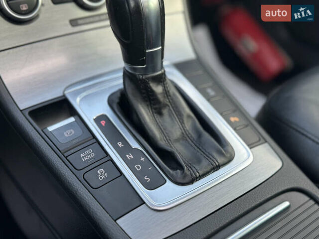 Сірий Фольксваген Пассат, об'ємом двигуна 1.6 л та пробігом 240 тис. км за 10350 $, фото 44 на Automoto.ua
