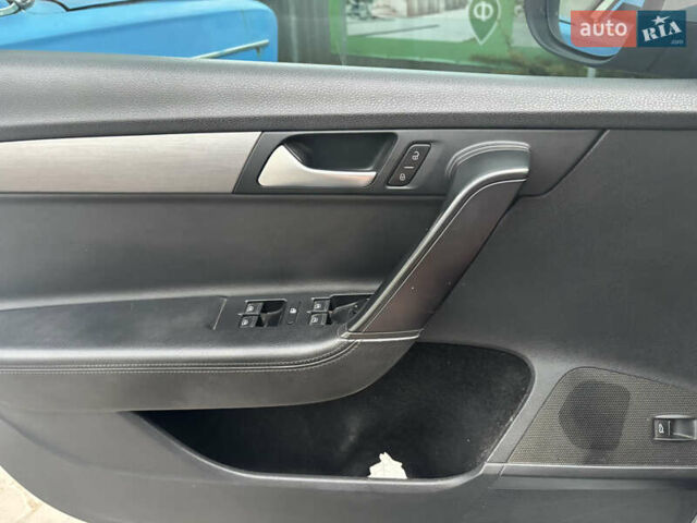 Серый Фольксваген Пассат, объемом двигателя 2 л и пробегом 272 тыс. км за 12400 $, фото 32 на Automoto.ua