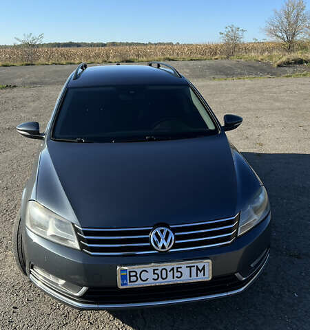 Серый Фольксваген Пассат, объемом двигателя 1.6 л и пробегом 237 тыс. км за 9900 $, фото 13 на Automoto.ua