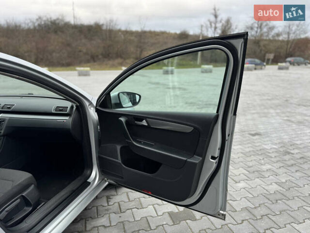 Серый Фольксваген Пассат, объемом двигателя 1.6 л и пробегом 207 тыс. км за 10500 $, фото 22 на Automoto.ua