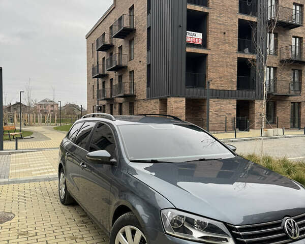 Сірий Фольксваген Пассат, об'ємом двигуна 1.6 л та пробігом 220 тис. км за 9500 $, фото 1 на Automoto.ua