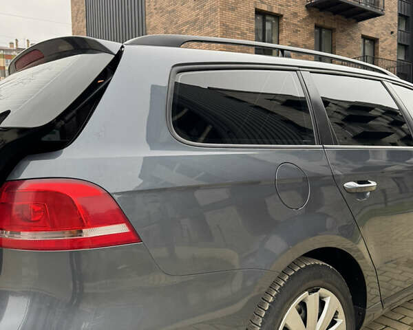 Сірий Фольксваген Пассат, об'ємом двигуна 1.6 л та пробігом 220 тис. км за 9500 $, фото 10 на Automoto.ua