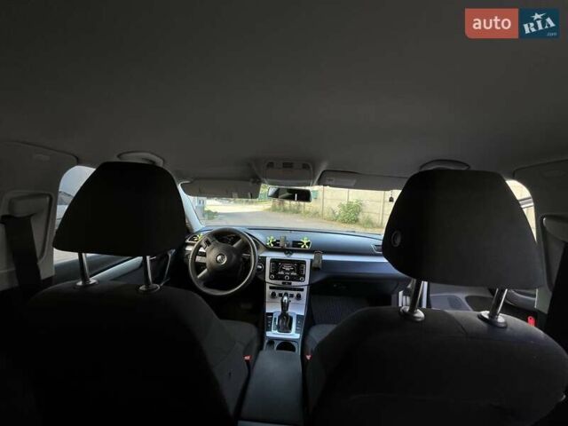 Серый Фольксваген Пассат, объемом двигателя 1.97 л и пробегом 298 тыс. км за 10200 $, фото 11 на Automoto.ua