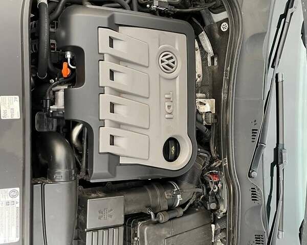 Серый Фольксваген Пассат, объемом двигателя 2 л и пробегом 300 тыс. км за 10700 $, фото 21 на Automoto.ua