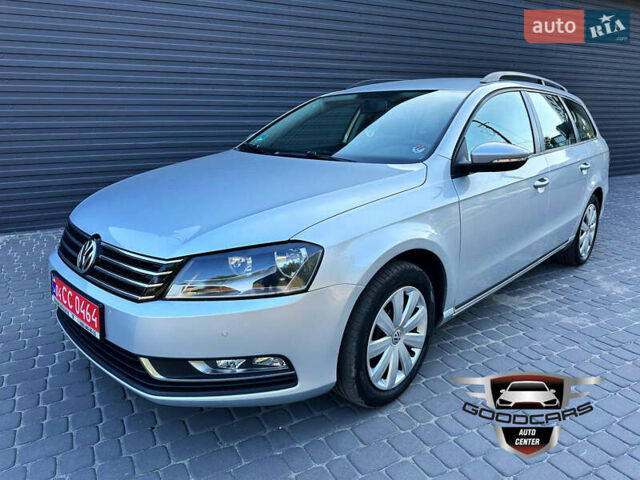 Серый Фольксваген Пассат, объемом двигателя 2 л и пробегом 241 тыс. км за 12500 $, фото 2 на Automoto.ua