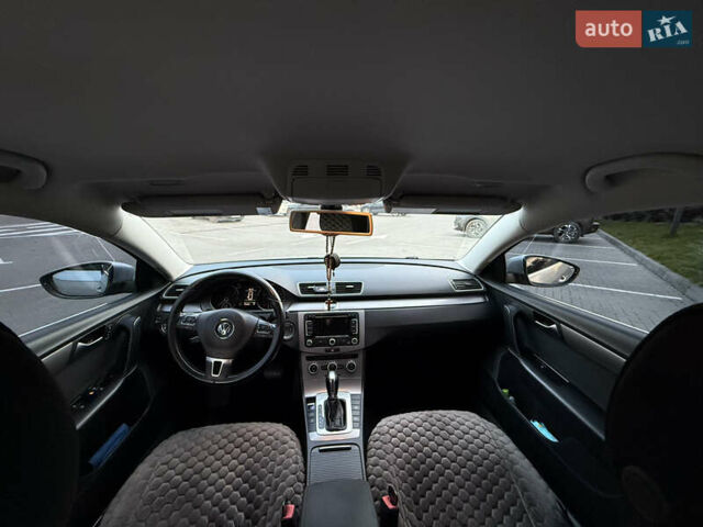 Сірий Фольксваген Пассат, об'ємом двигуна 1.6 л та пробігом 323 тис. км за 10800 $, фото 7 на Automoto.ua