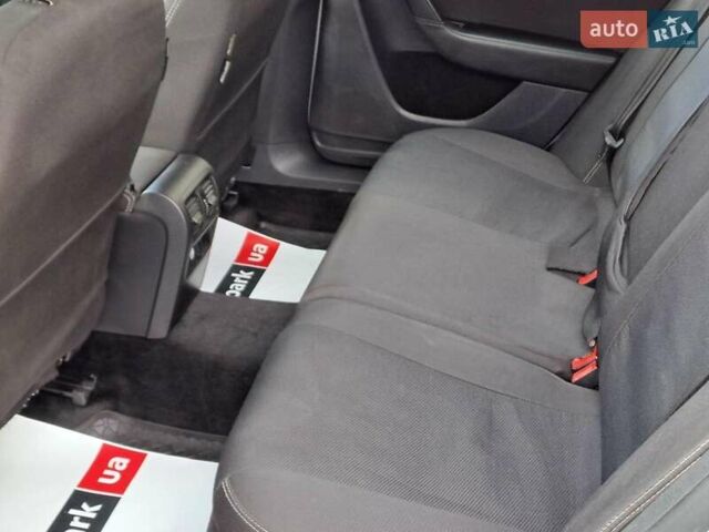 Сірий Фольксваген Пассат, об'ємом двигуна 2 л та пробігом 274 тис. км за 10440 $, фото 22 на Automoto.ua
