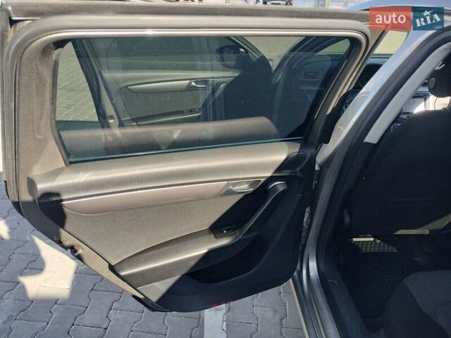 Серый Фольксваген Пассат, объемом двигателя 1.97 л и пробегом 291 тыс. км за 11000 $, фото 1 на Automoto.ua