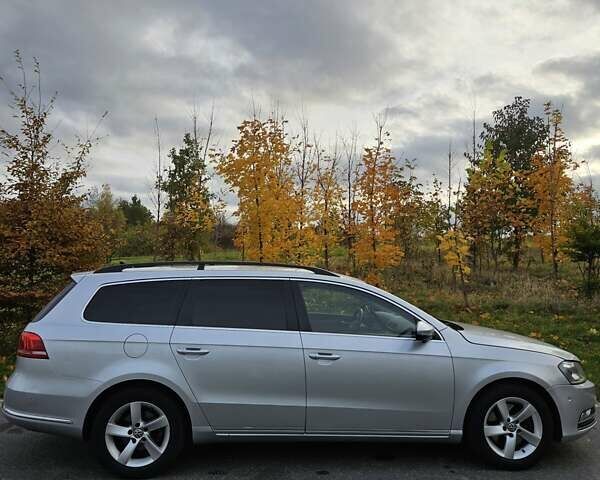 Фольксваген Пассат 2013 в Новояворовск на Automoto.ua Серый Фольксваген Пассат, объемом двигателя 1.97 л и пробегом 283 тыс. км за 11690 $, фото 4 на Automoto.ua